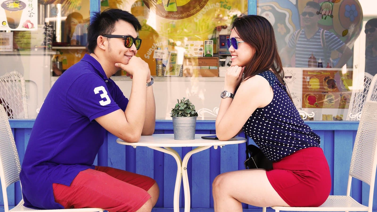 Top Red Flags to Look Out for When Dating Again
